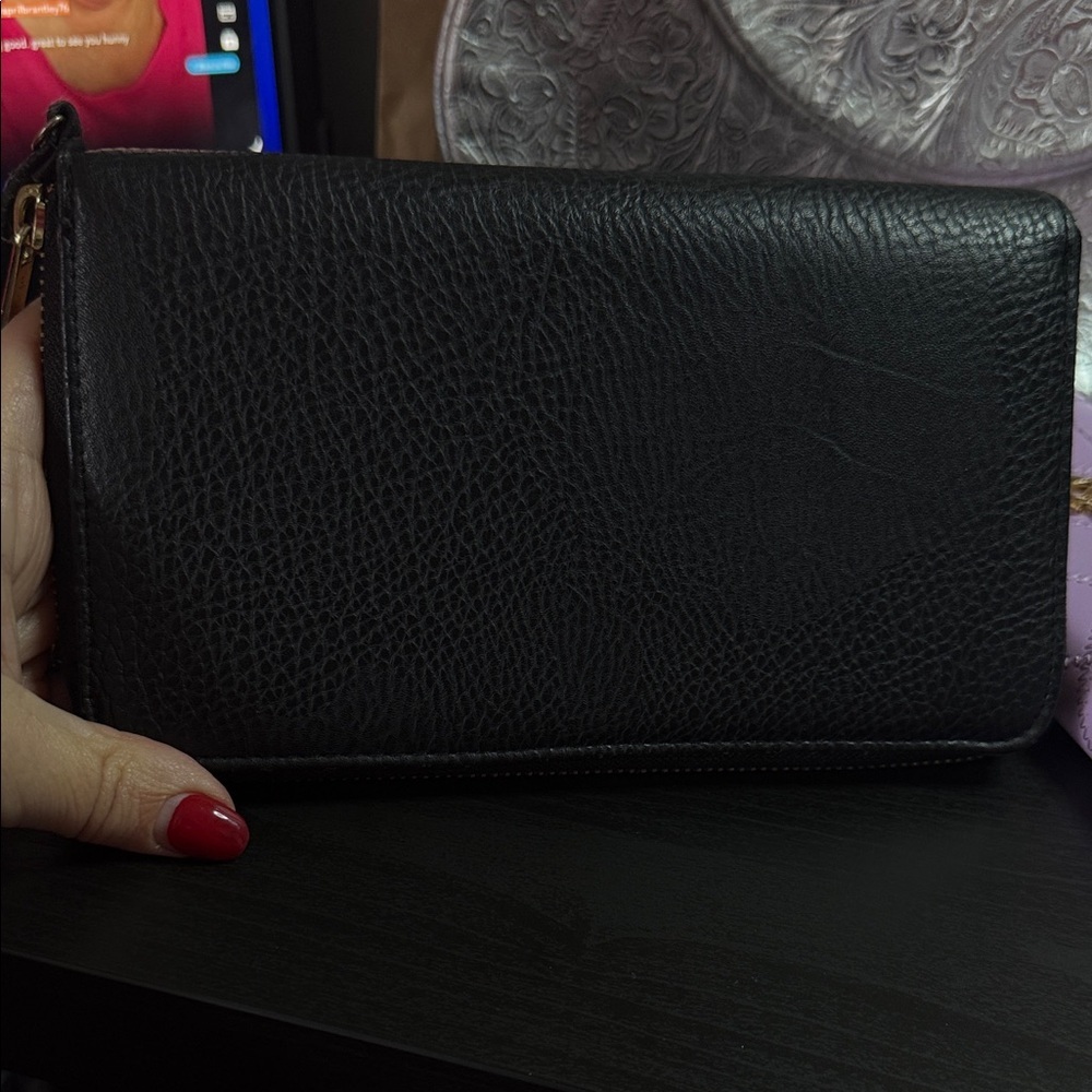 Silver Women's Clutch and wallet bundle - Picture 8 of 13